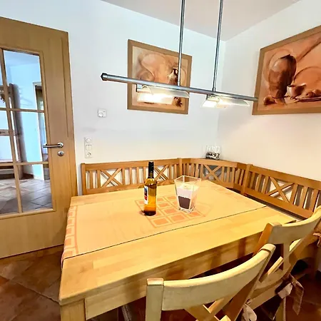 Victoria Apartment